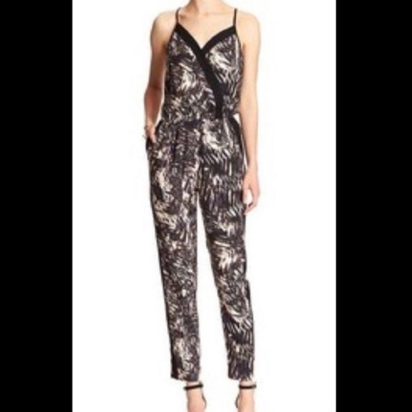 Banana Republic Pants - 𝅺banana republic tropical print wrap  jumpsuit sz 4